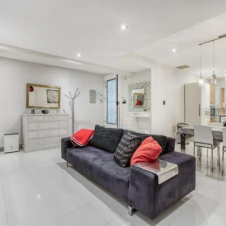 Modern 3br With Private Yard & Bbq By 360 Estates شقة *